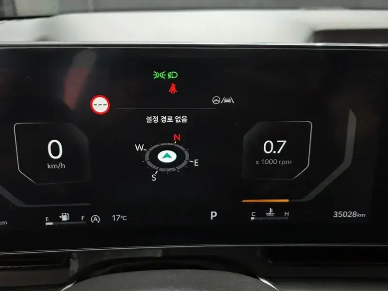 2024 Kia Carnival с пробегом 35 028 км