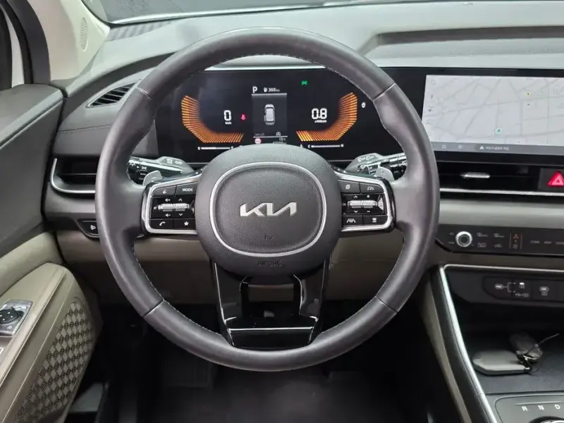 2024 Kia Carnival с пробегом 42 006 км