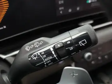 2024 Kia Carnival с пробегом 42 006 км