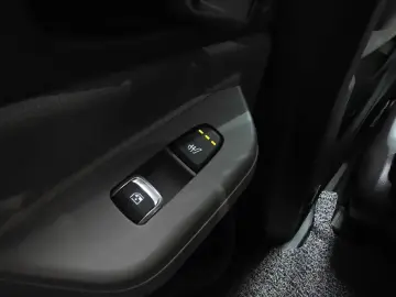 2024 Kia Carnival с пробегом 35 028 км