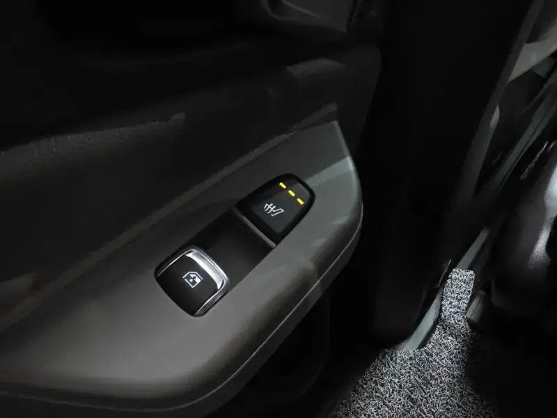 2024 Kia Carnival с пробегом 35 028 км