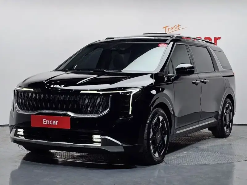 2024 Kia Carnival с пробегом 40 318 км