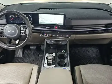 2024 Kia Carnival с пробегом 40 318 км
