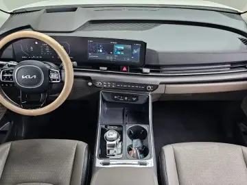 2024 Kia Carnival с пробегом 52 448 км