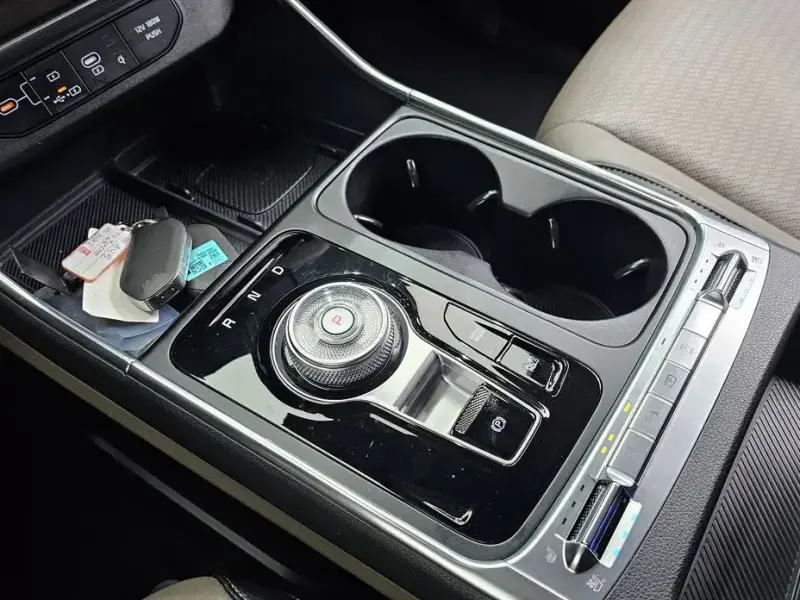 2024 Kia Carnival с пробегом 52 448 км