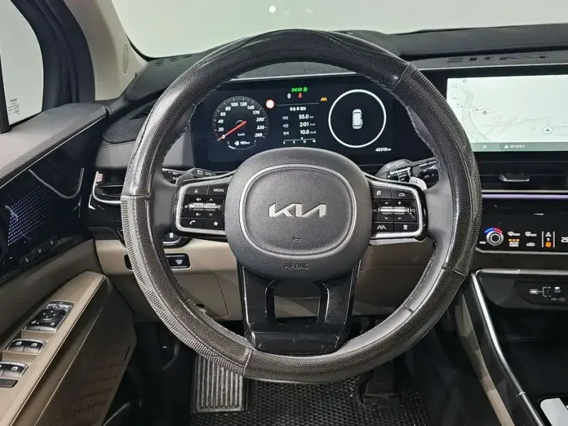 2024 Kia Carnival с пробегом 40 318 км