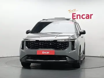 2025 Kia Carnival с пробегом 5 486 км