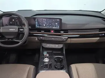 2025 Kia Carnival с пробегом 5 486 км