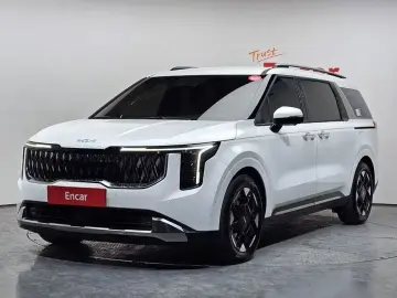 2025 Kia Carnival с пробегом 10 538 км
