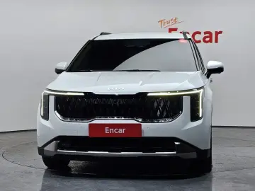 2025 Kia Carnival с пробегом 10 538 км