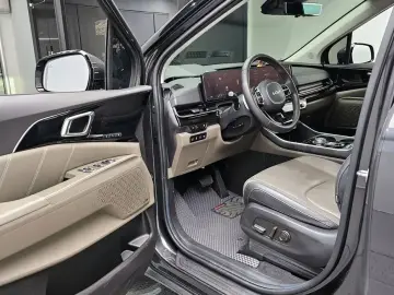 2024 Kia Carnival с пробегом 59 603 км