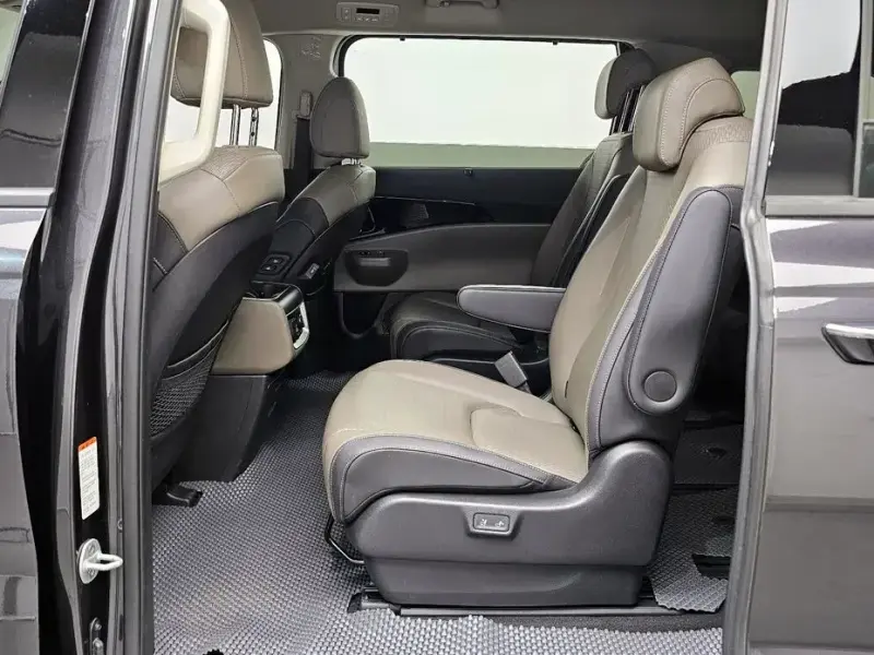2024 Kia Carnival с пробегом 59 603 км