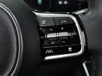 2024 Kia Carnival с пробегом 59 603 км