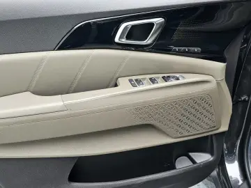2024 Kia Carnival с пробегом 59 603 км