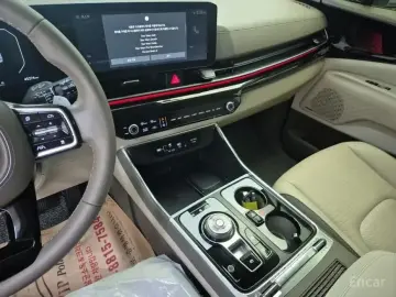 2024 Kia Carnival с пробегом 45 262 км