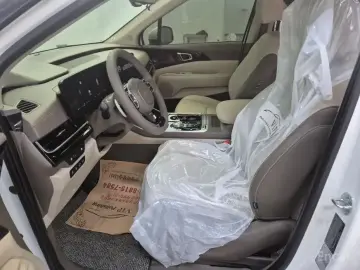 2024 Kia Carnival с пробегом 45 262 км