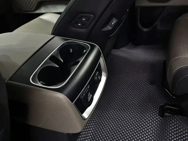 2024 Kia Carnival с пробегом 59 603 км