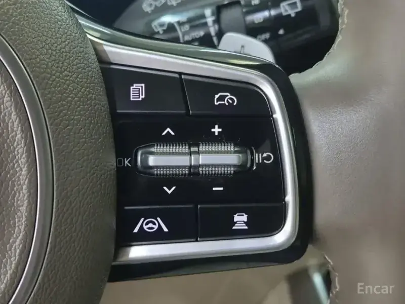2024 Kia Carnival с пробегом 45 262 км