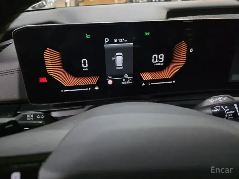 2025 Kia Carnival с пробегом 20 100 км