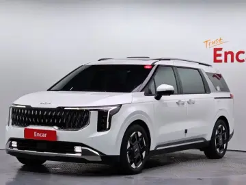 2024 Kia Carnival с пробегом 27 891 км