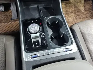2024 Kia Carnival с пробегом 27 891 км