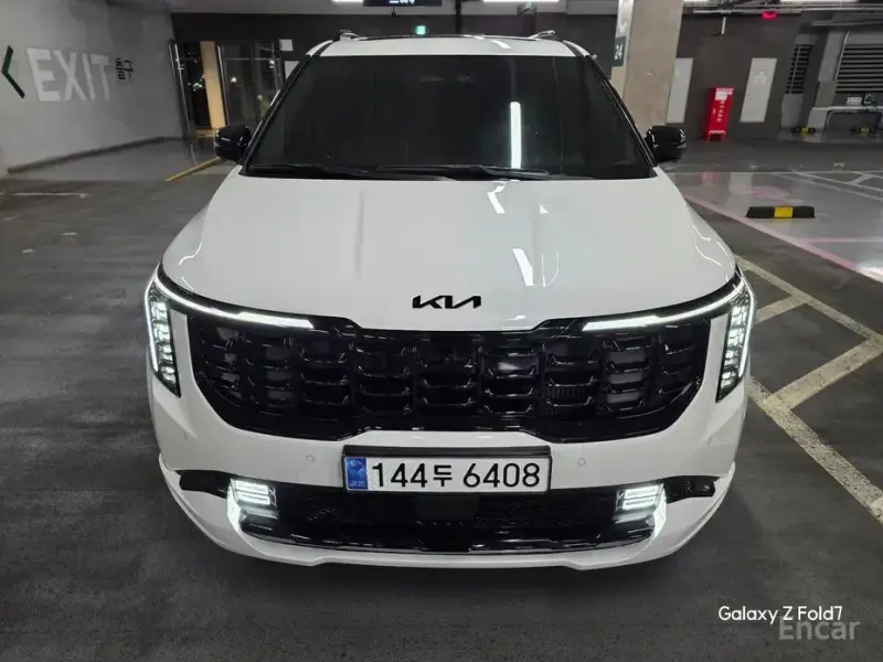 2023 Kia Carnival с пробегом 34 547 км