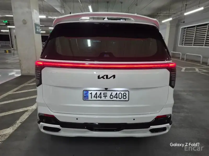 2023 Kia Carnival с пробегом 34 547 км