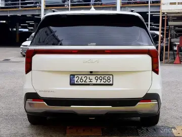 2025 Kia Carnival с пробегом 24 374 км