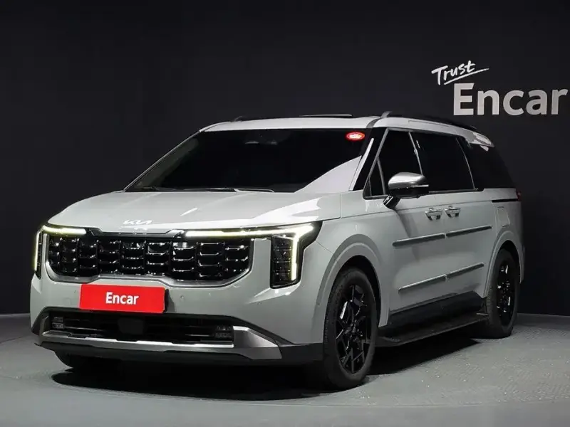 2024 Kia Carnival с пробегом 40 253 км