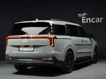 2024 Kia Carnival с пробегом 40 253 км