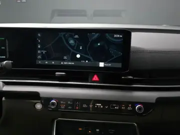 2024 Kia Carnival с пробегом 65 636 км