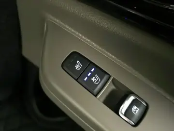 2024 Kia Carnival с пробегом 40 253 км