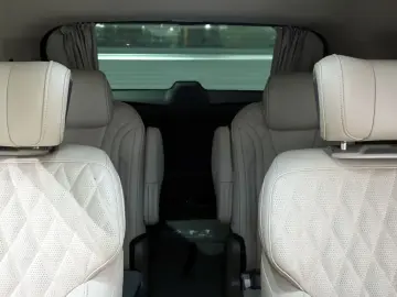 2024 Kia Carnival с пробегом 32 920 км
