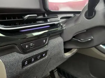 2024 Kia Carnival с пробегом 40 253 км
