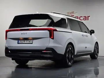 2024 Kia Carnival с пробегом 31 548 км