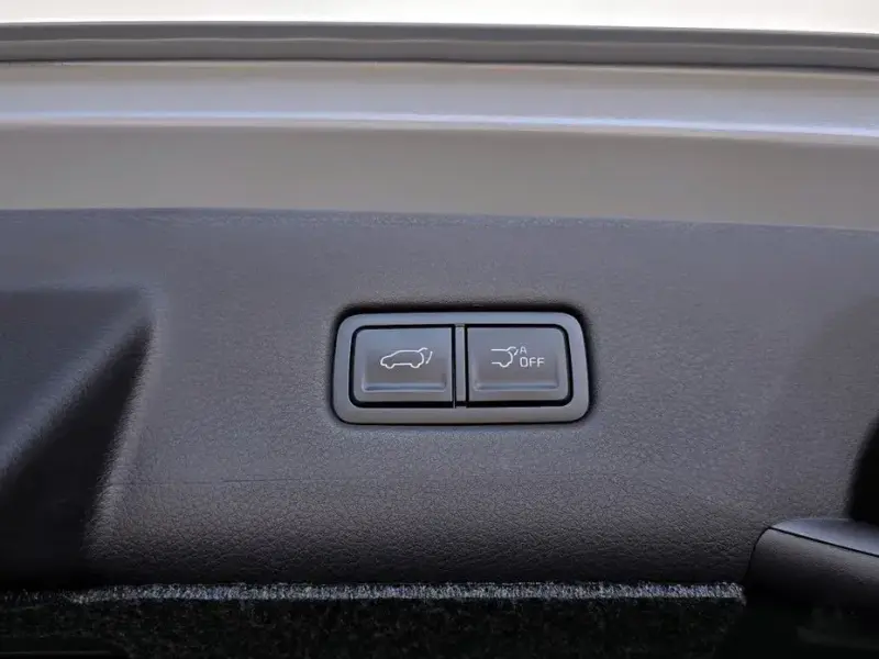 2024 Kia Carnival с пробегом 40 253 км