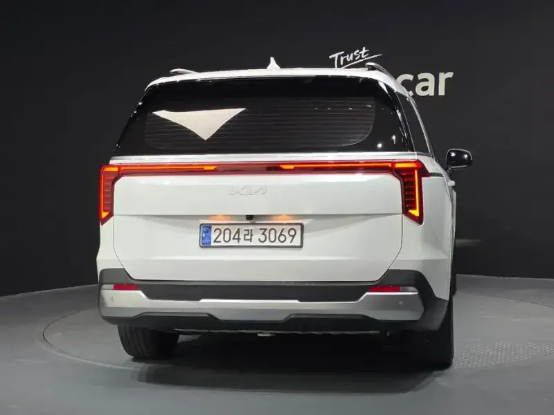 2024 Kia Carnival с пробегом 75 342 км