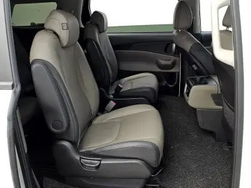 2024 Kia Carnival с пробегом 64 251 км