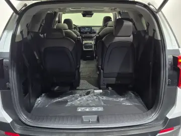 2024 Kia Carnival с пробегом 31 548 км