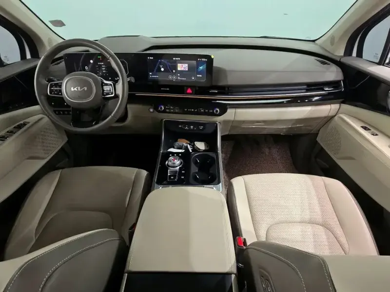2024 Kia Carnival с пробегом 26 791 км