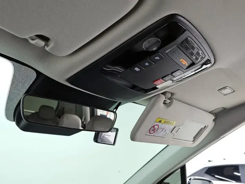 2024 Kia Carnival с пробегом 64 251 км