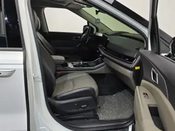 2024 Kia Carnival с пробегом 31 548 км