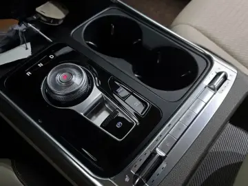 2024 Kia Carnival с пробегом 26 791 км