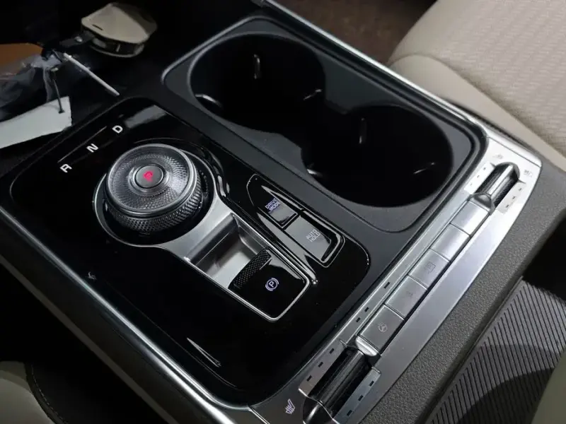 2024 Kia Carnival с пробегом 26 791 км