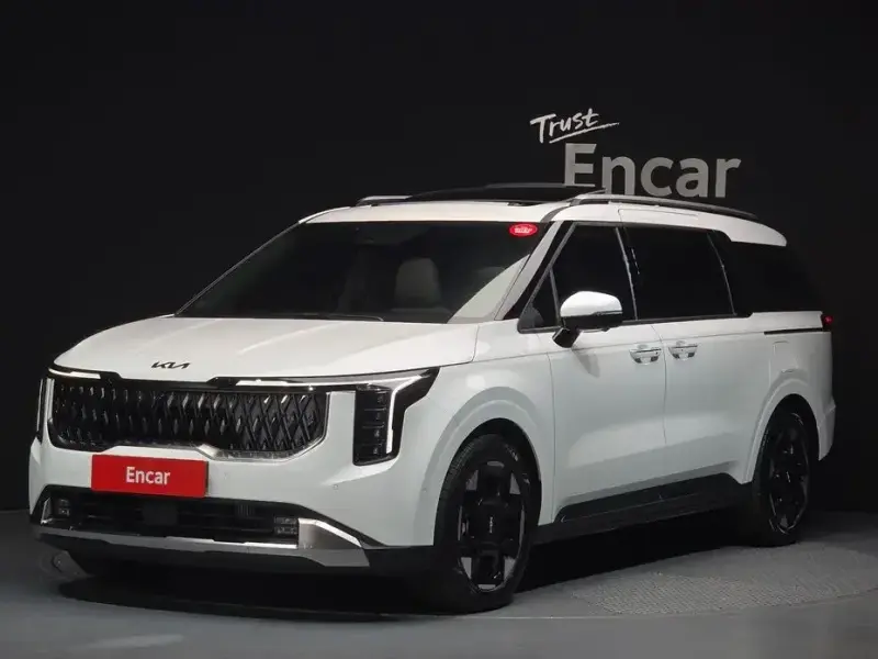 2025 Kia Carnival с пробегом 2 231 км