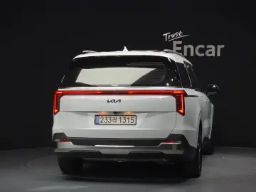 2025 Kia Carnival с пробегом 2 231 км