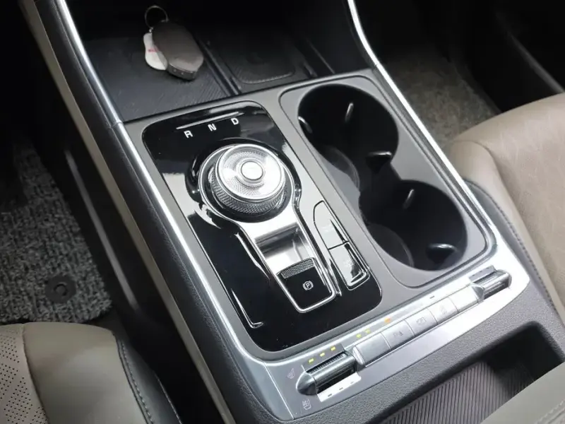 2023 Kia Carnival с пробегом 33 089 км