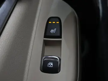 2025 Kia Carnival с пробегом 2 231 км