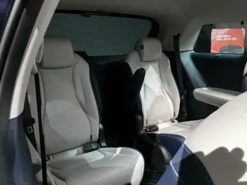 2025 Kia Carnival с пробегом 8 431 км