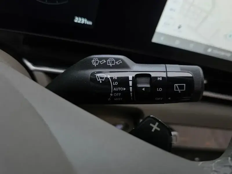2025 Kia Carnival с пробегом 2 231 км